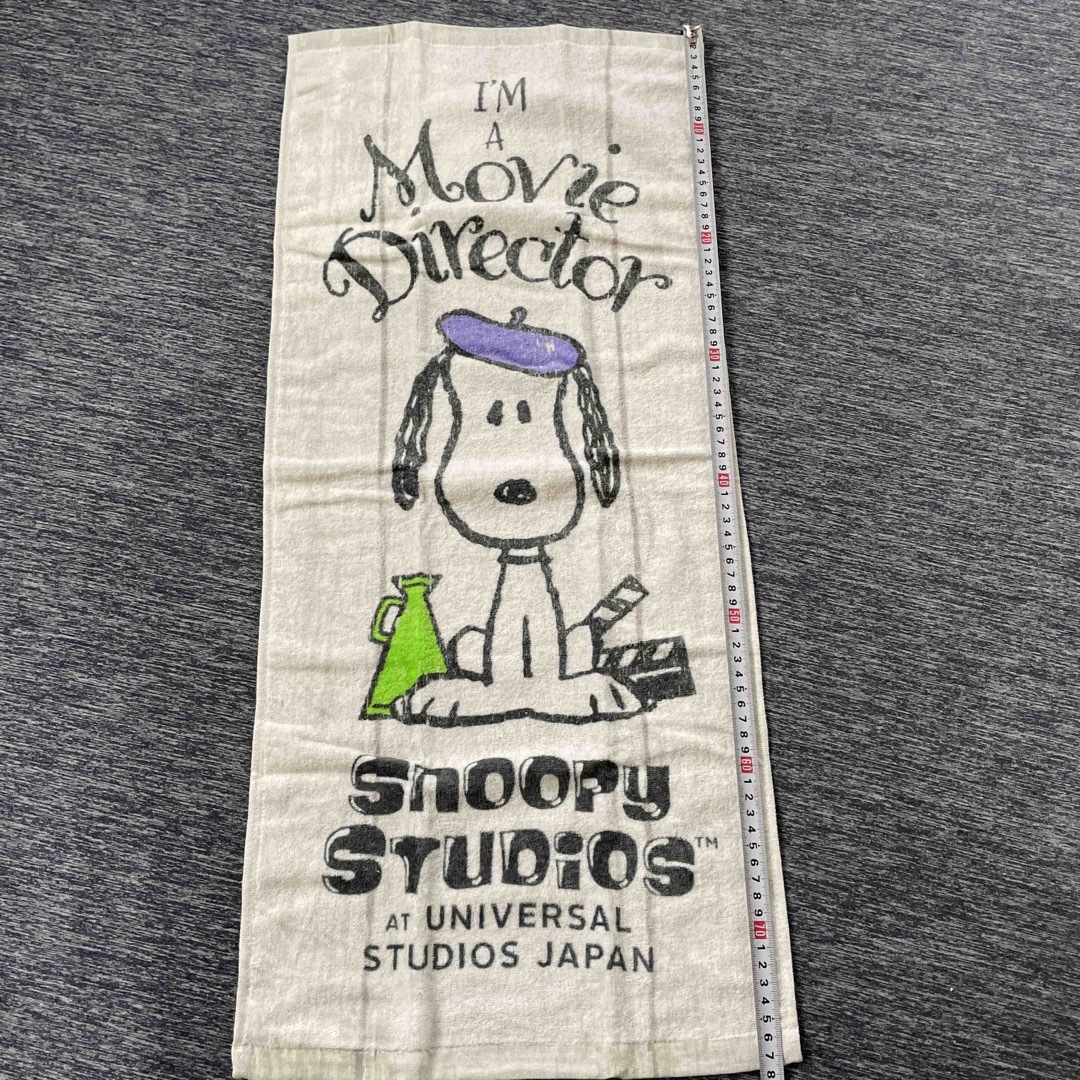 SNOOPY(スヌーピー)のスヌーピー　フェイスタオル　新品 エンタメ/ホビーのアニメグッズ(タオル)の商品写真