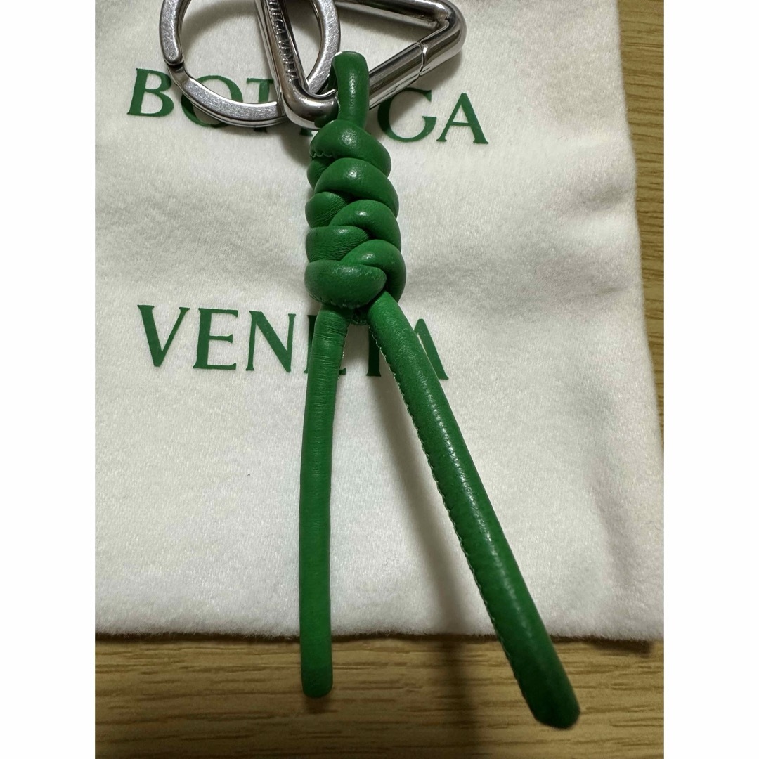 BOTTEGA VENETAトライアングル キーリング値段交渉等コメントください