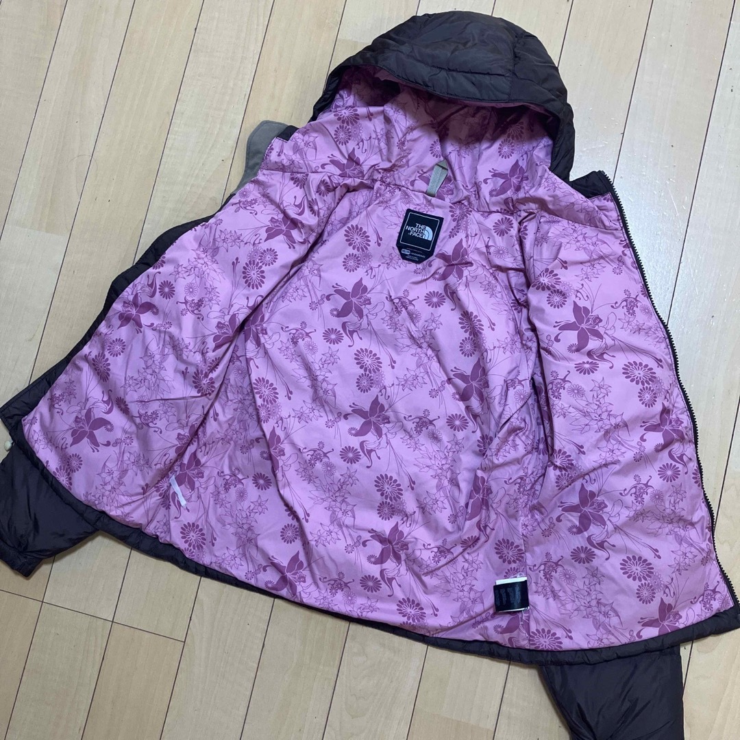 ノースフェイス　HOODED NUPTSE JACKETダウンジャケット　茶色