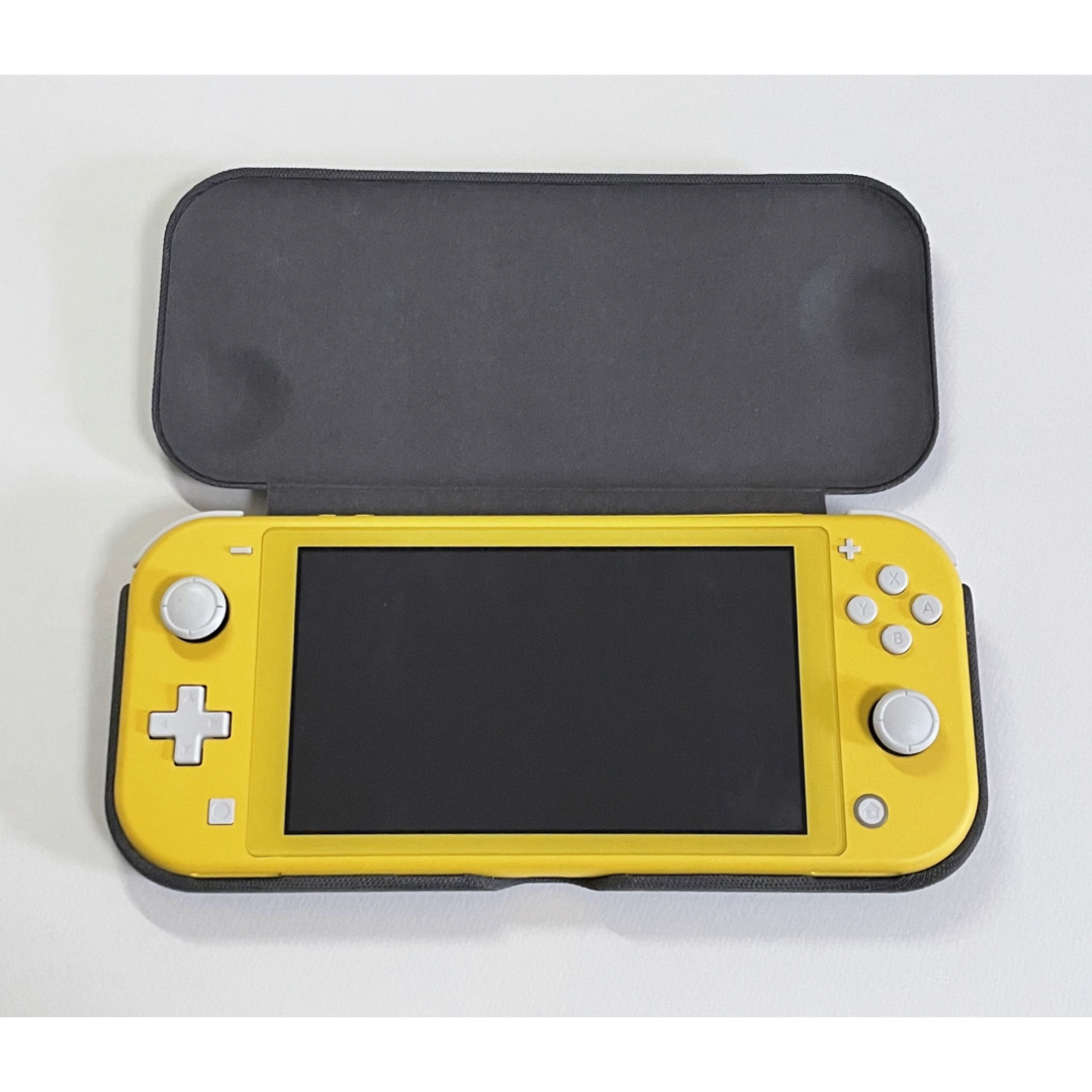 Nintendo Switch Lite　イエロー