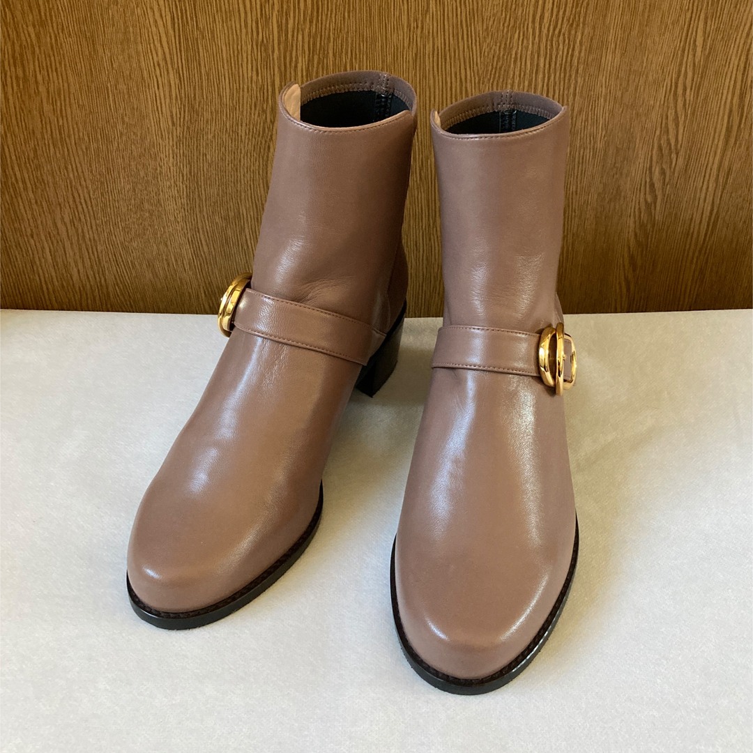 Stuart Weitzman   新品 スチュワートワイツマン ブーツの通販 by SR