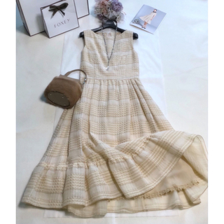 フォクシー(FOXEY)のフォクシー《Dress French Garden》フレンチベージュ　38(ひざ丈ワンピース)