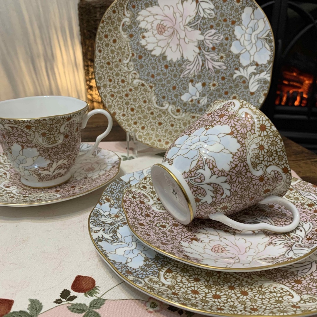 WEDGWOOD - 未使用 ウェッジウッド デイジー カップ&ソーサー 20.5cm