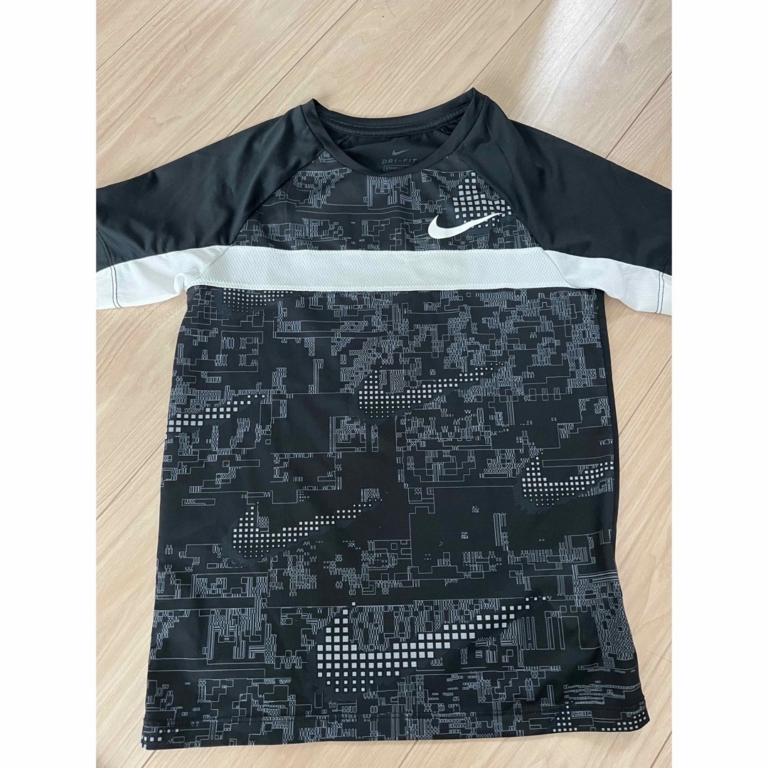 NIKE(ナイキ)のNIKEメッシュTシャツ上下 メンズのトップス(Tシャツ/カットソー(半袖/袖なし))の商品写真