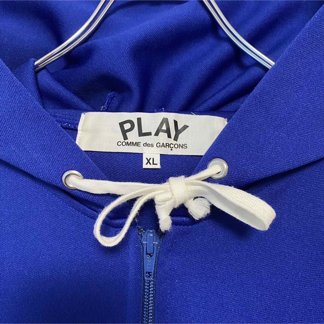 COMME des GARCONS - 【希少カラー】プレイコムデギャルソン パーカー
