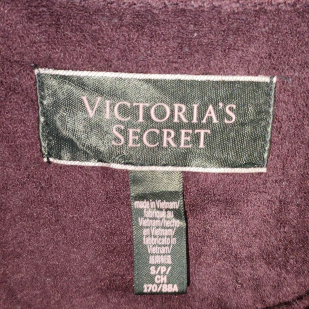 victorias secret　ヴィクトリアシークレット トレーナー　ロゴ レディースのトップス(トレーナー/スウェット)の商品写真