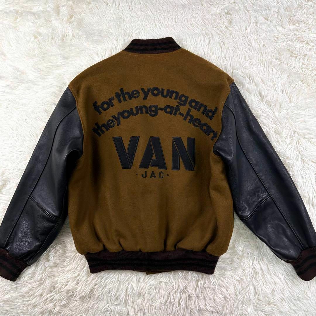 VAN Jacket(ヴァンヂャケット)の【激レア】VAN JACKET　スタジャン　黒×茶　袖レザー　M メンズのジャケット/アウター(スタジャン)の商品写真