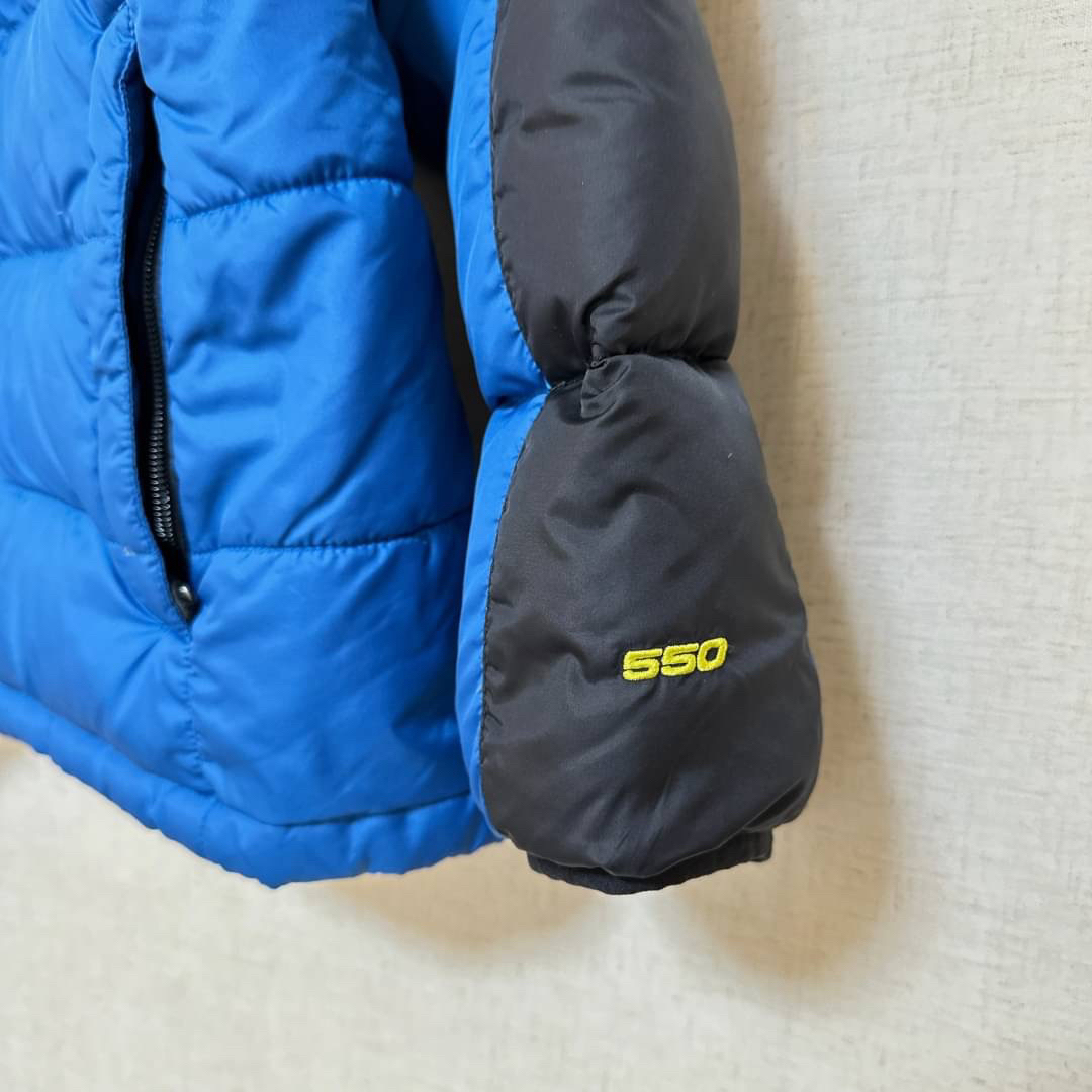 THE NORTH FACE(ザノースフェイス)のノースフェイス  ダウンジャケット 550 フィル キッズL  150 美品 キッズ/ベビー/マタニティのキッズ服男の子用(90cm~)(ジャケット/上着)の商品写真