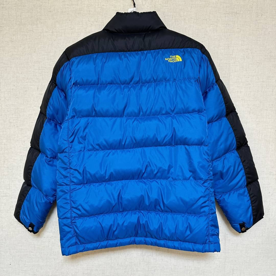 THE NORTH FACE(ザノースフェイス)のノースフェイス  ダウンジャケット 550 フィル キッズL  150 美品 キッズ/ベビー/マタニティのキッズ服男の子用(90cm~)(ジャケット/上着)の商品写真