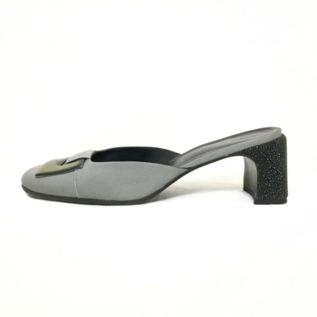GUCCI(グッチ) ミュール 38C - グレー-