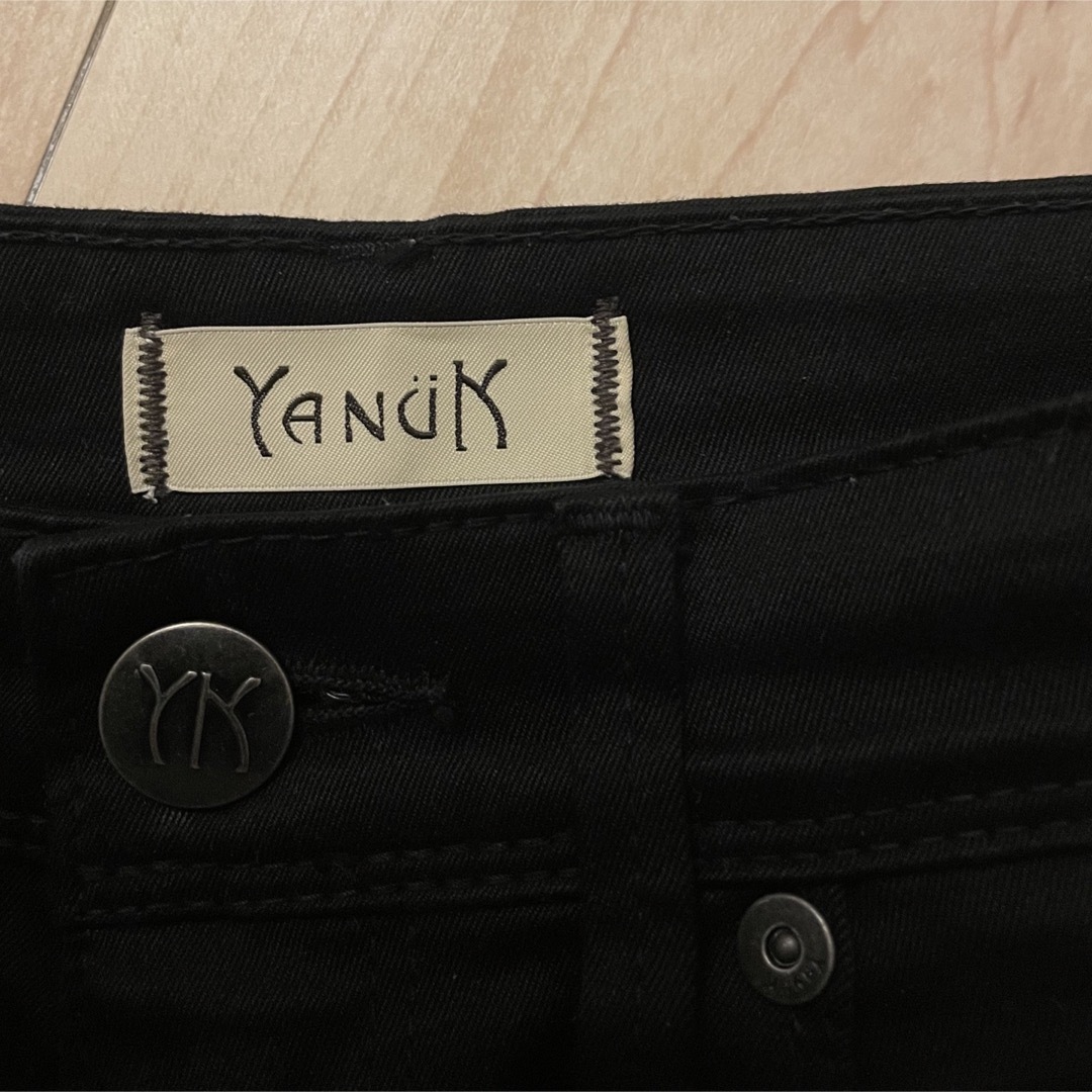YANUK(ヤヌーク)の定価20900円　ヤヌーク　YANUK パトリシア　スキニーパンツ　22インチ レディースのパンツ(スキニーパンツ)の商品写真