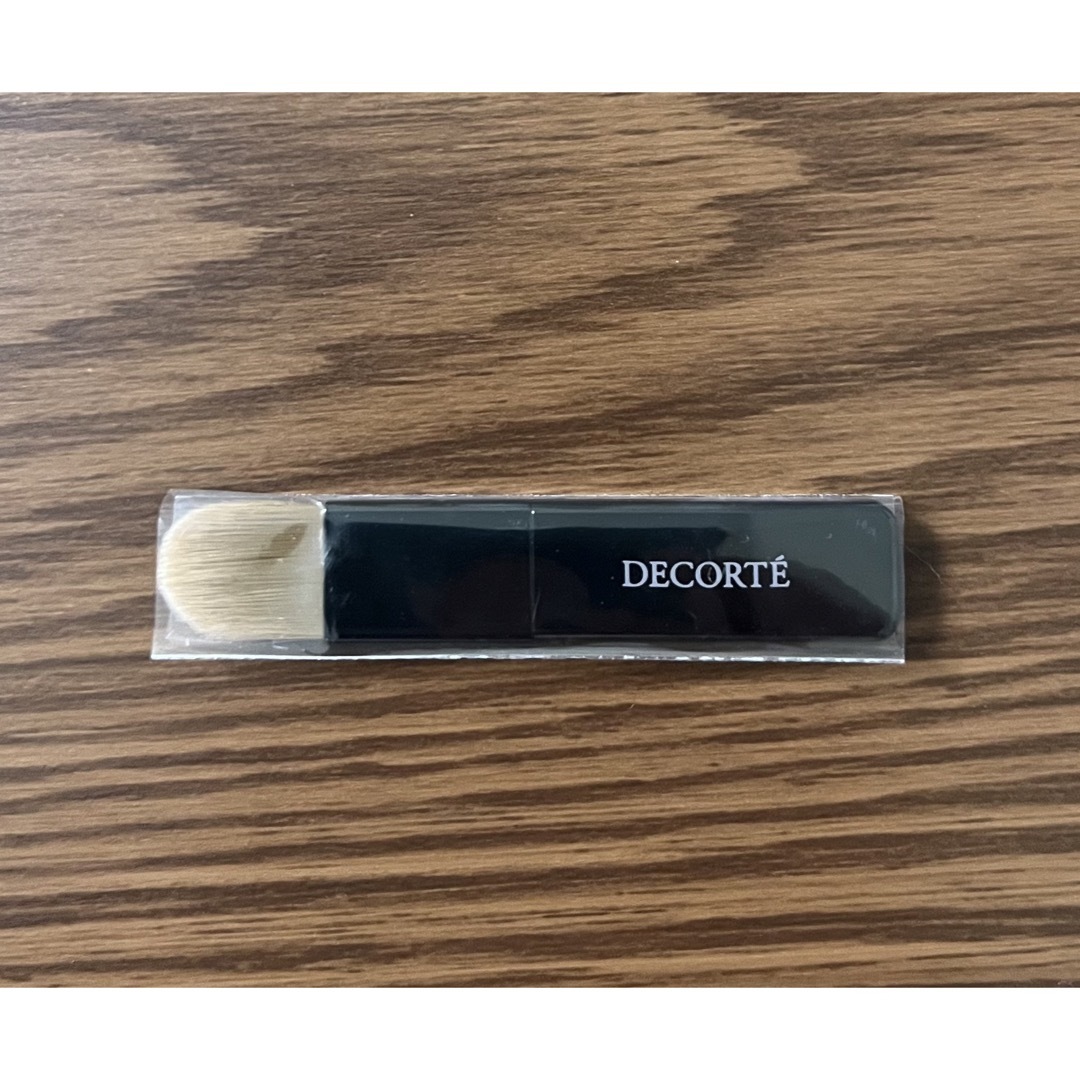 COSME DECORTE(コスメデコルテ)のCOSME DECORTE ブラシ コスメ/美容のメイク道具/ケアグッズ(ブラシ・チップ)の商品写真