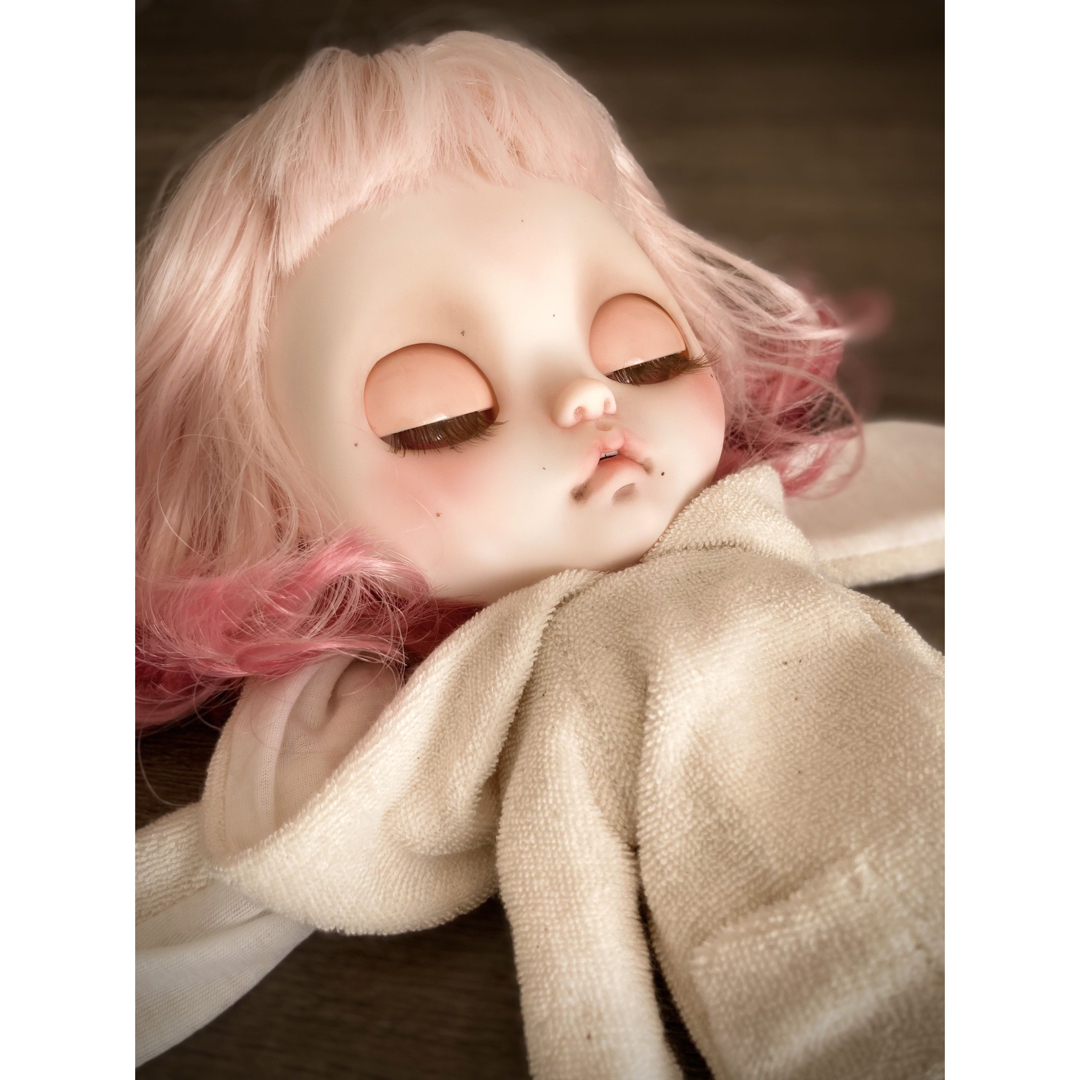 necoma doll】ピンクボブの白肌ちゃん◇アウトフィットフルセット!-