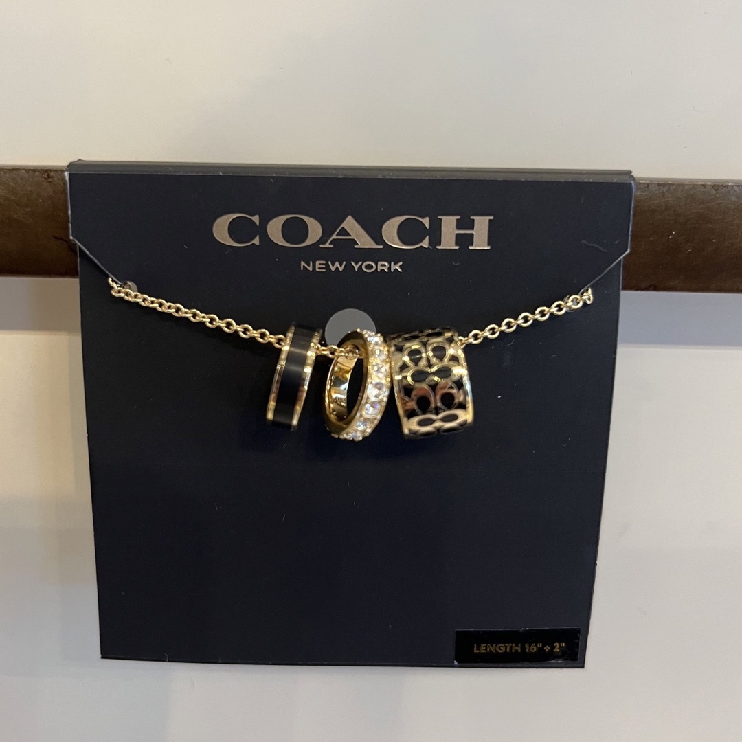 COACH - 完売 新品 コーチ 人気 3連 三連 ネックレス ギフトにも！の