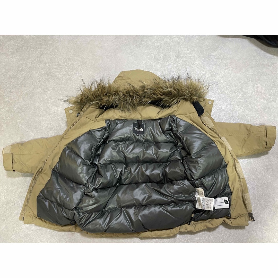 THE NORTH FACE(ザノースフェイス)の美品 THE NORTH FACE ザ ノースフェイス ダウン ジャケット キッズ/ベビー/マタニティのキッズ服男の子用(90cm~)(ジャケット/上着)の商品写真