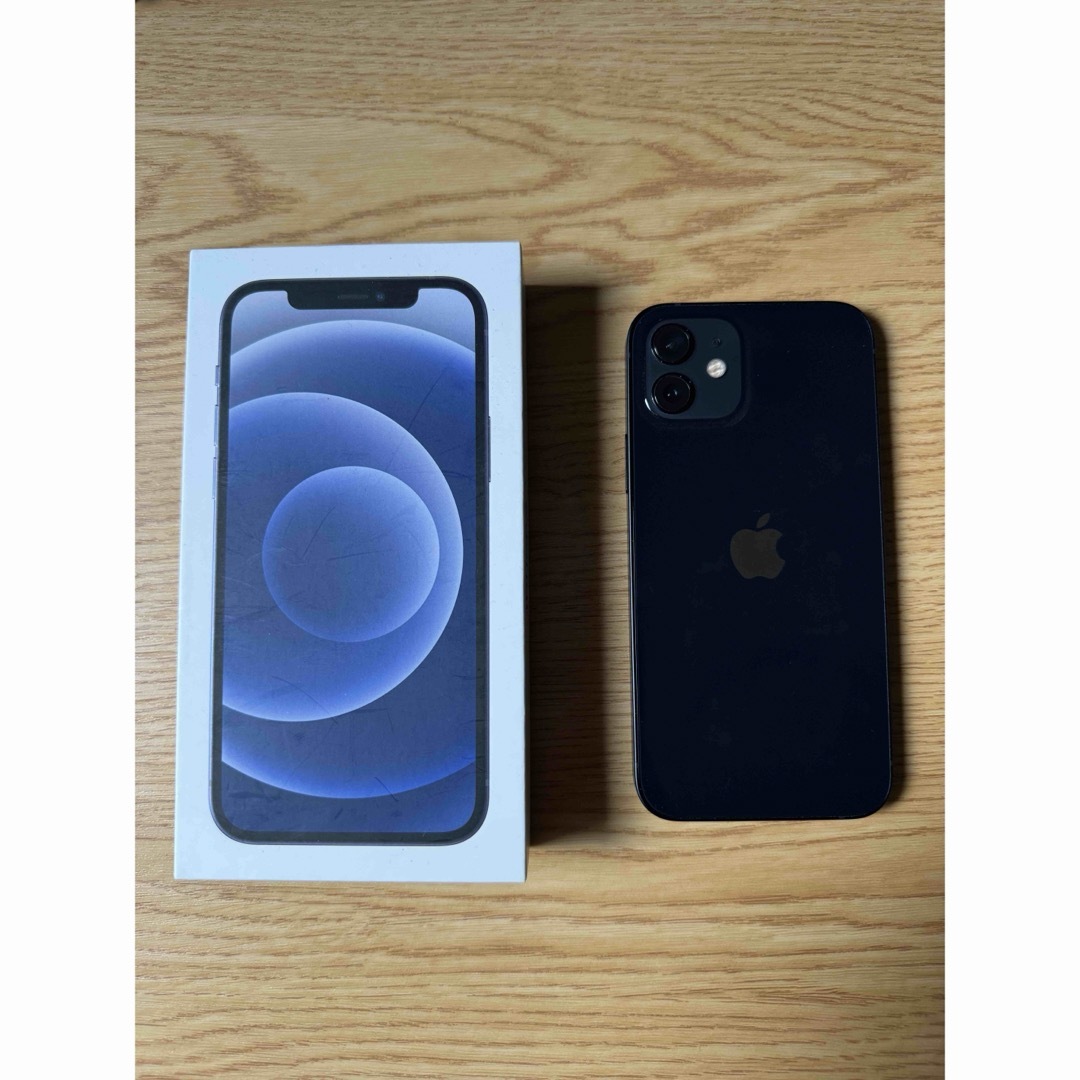 【美品】iPhone 12 ブラック 64 GB SIMフリー