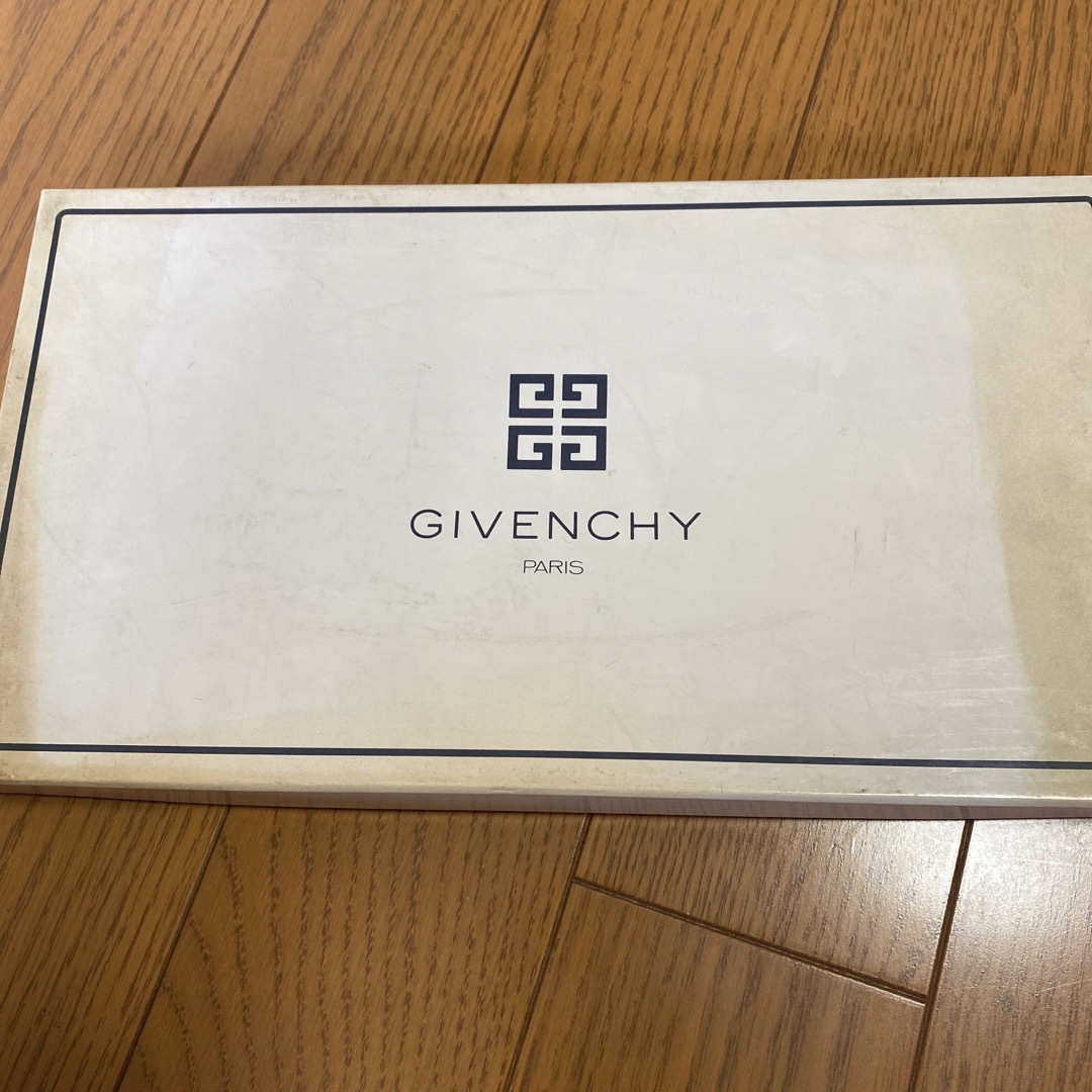 GIVENCHY お皿