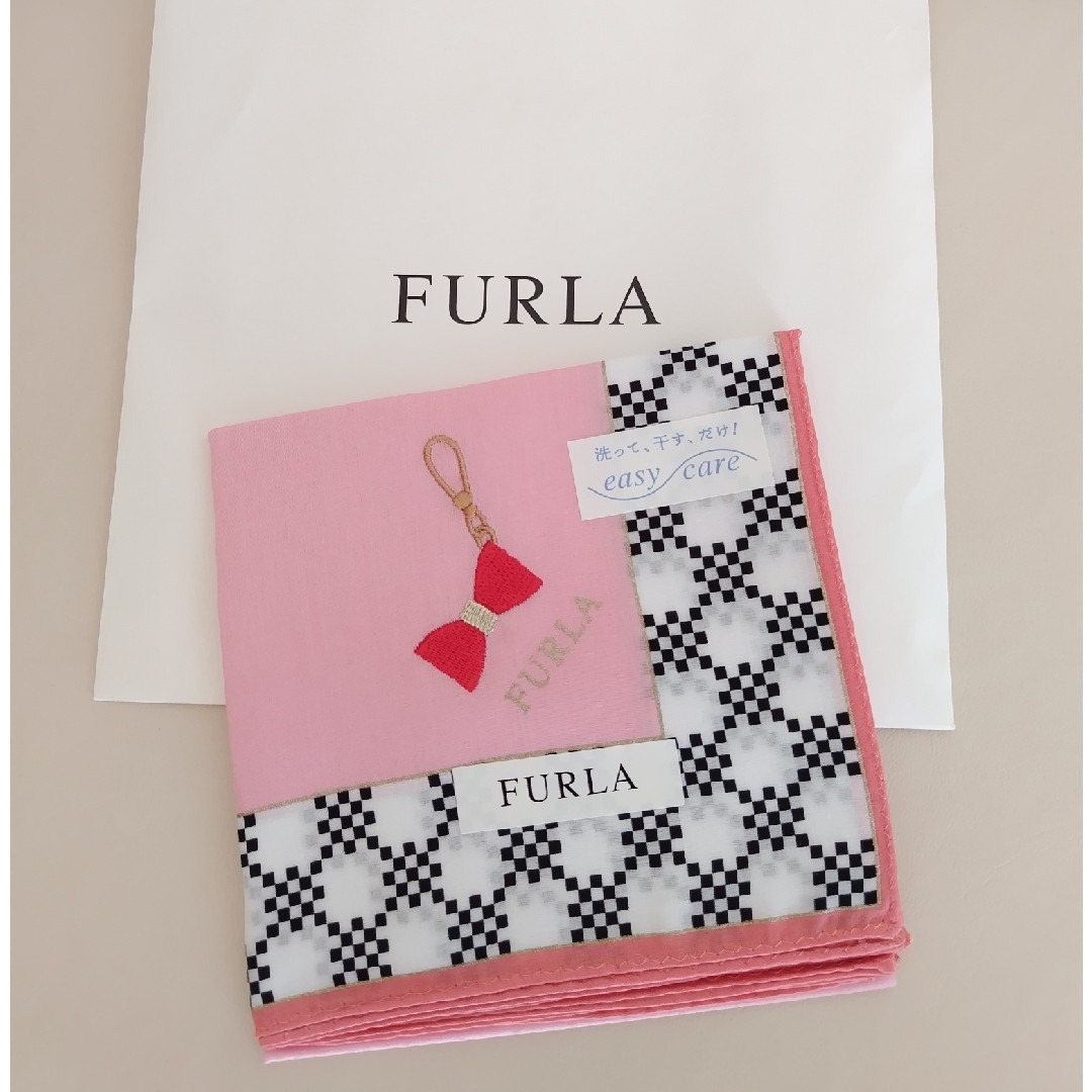 Furla(フルラ)のフルラ　ハンカチ　新品　未使用 レディースのファッション小物(ハンカチ)の商品写真