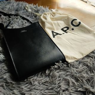 APC(A.P.C) ショルダーバッグ（シルバー/銀色系）の通販 12点