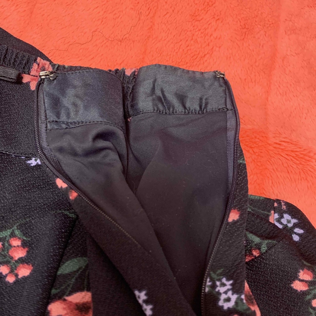 Feroux(フェルゥ)のフェルー　膝丈スカート レディースのワンピース(ひざ丈ワンピース)の商品写真