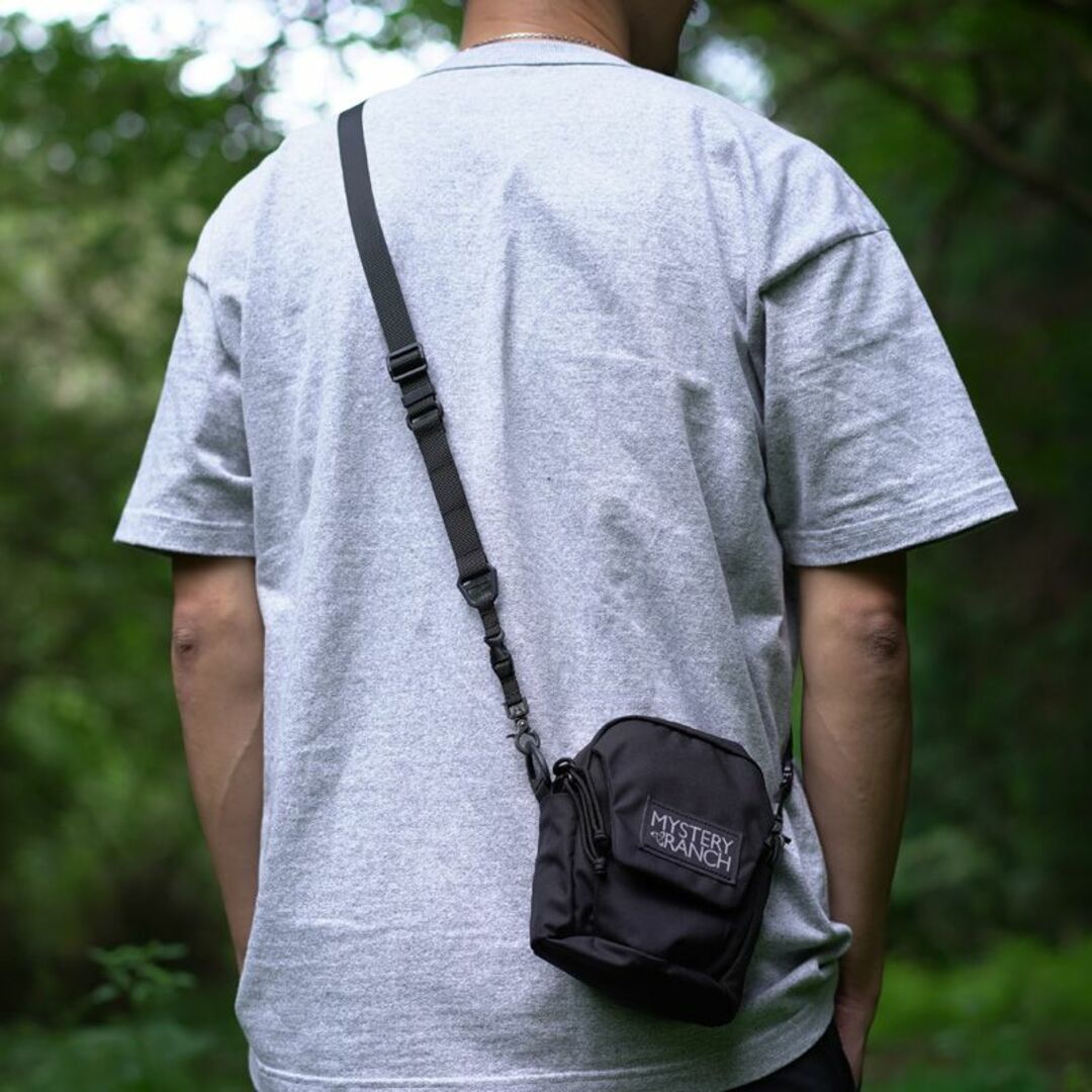 ROOT CO.(ルート)のUTILITY WEBBING NECK/SHOULDER LOOP ブラック スマホ/家電/カメラのスマホアクセサリー(ネックストラップ)の商品写真