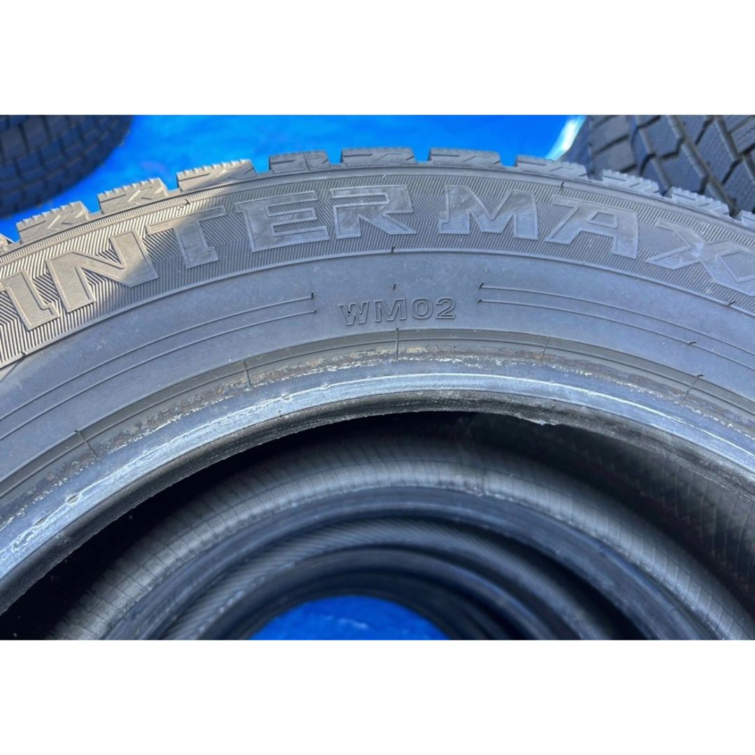 DUNLOP(ダンロップ)のばー様専用　 DUNLOP 205/60R16 22年製　スタッドレスタイヤ 自動車/バイクの自動車(タイヤ)の商品写真