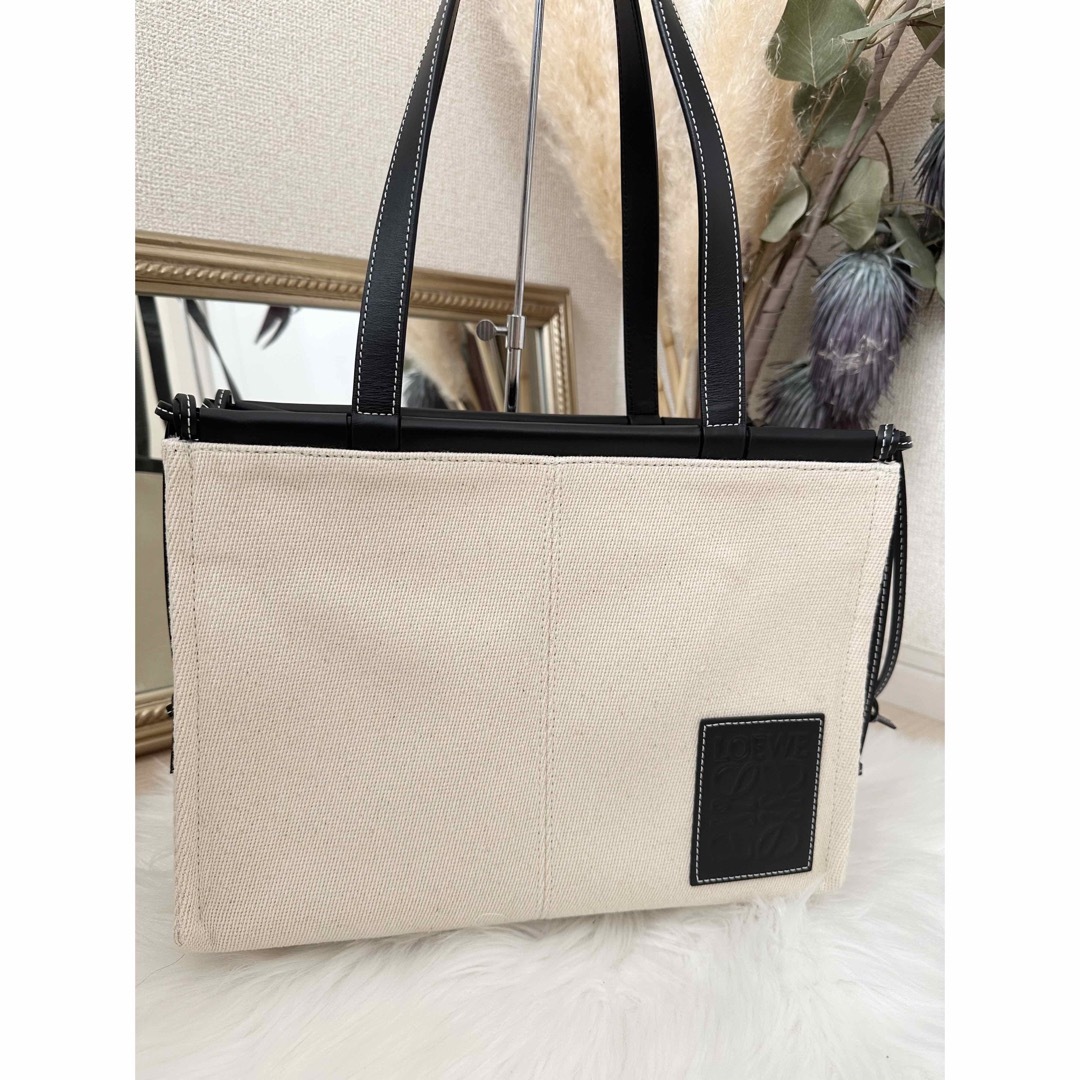 LOEWE - LOEWE ロエベ クッショントートバッグ レザー アナグラム