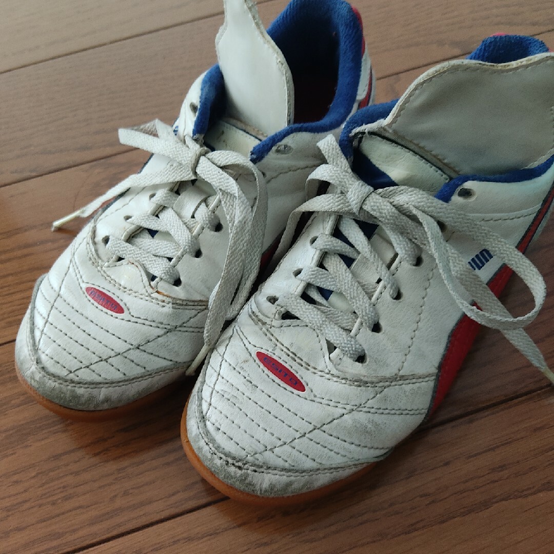 PUMA - フットサルシューズ 20cmの通販 by みかん's shop|プーマなら