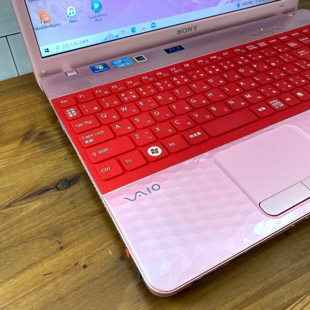 SONY - 【美品】VAIOダイヤカットピンク&レッド☘core i5☘新品SSD256