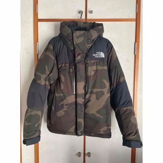 ノースフェイス(THE NORTH FACE) 迷彩 ダウンジャケット(メンズ)の通販