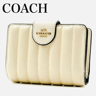 コーチ(COACH)のCOACH コーチ 二つ折り財布 ホワイト　キルティング(財布)