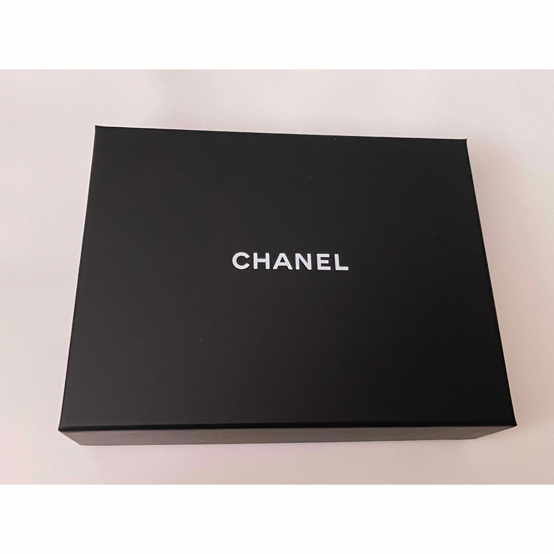 CHANEL(シャネル)のCHANEL シャネル　リボン　ヘアアクセサリー　バレッタ　ホワイト　ブラック レディースのヘアアクセサリー(バレッタ/ヘアクリップ)の商品写真