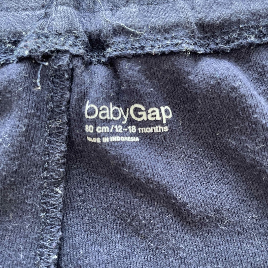 babyGAP(ベビーギャップ)のbaby GAP 長ズボン　80㎝ キッズ/ベビー/マタニティのベビー服(~85cm)(パンツ)の商品写真