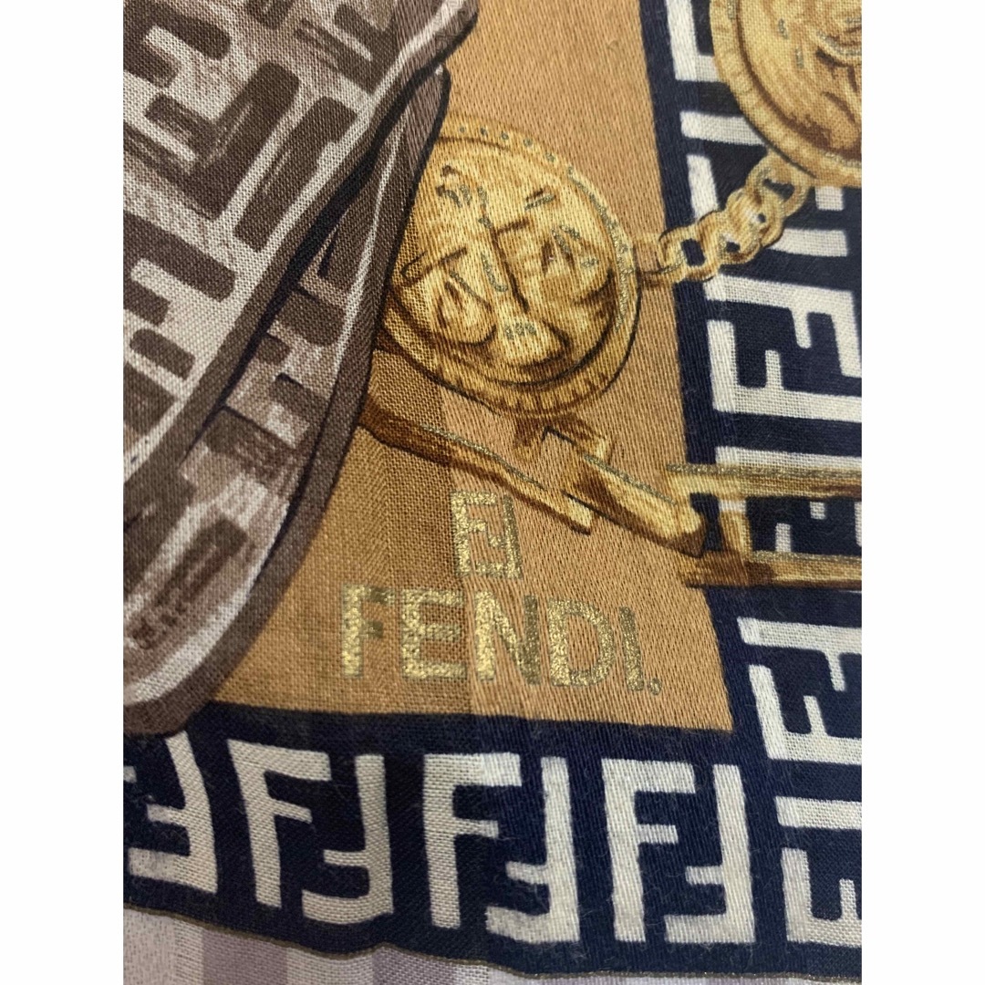 フェンディ　FENDI ハンカチ　スカーフ　56×56cm