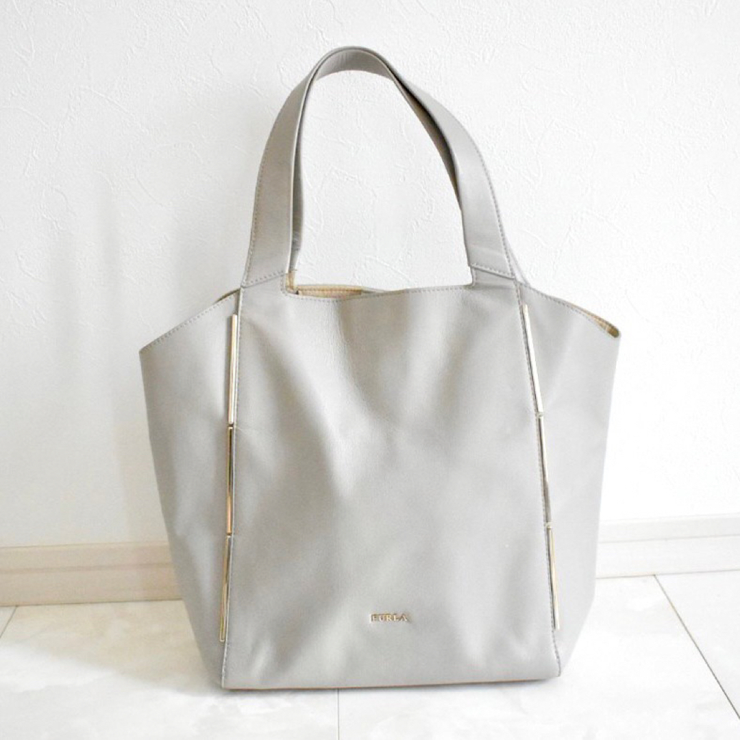 FURLA フルラ トートバッグ グレー レザー | フリマアプリ ラクマ