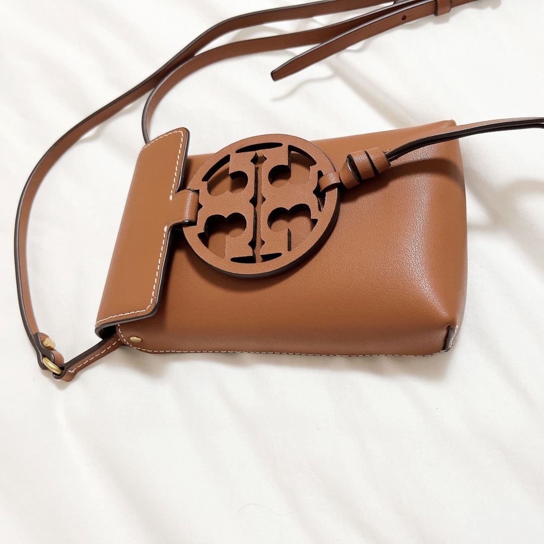 Tory Burch - 美品 トリーバーチ スマホショルダー メタルロゴ クロス