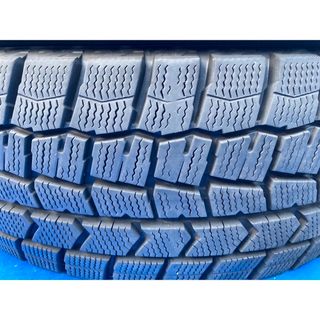 ダンロップ(DUNLOP)の DUNLOP 185/60R15 21年製＋22年製　スタッドレスタイヤ(タイヤ)