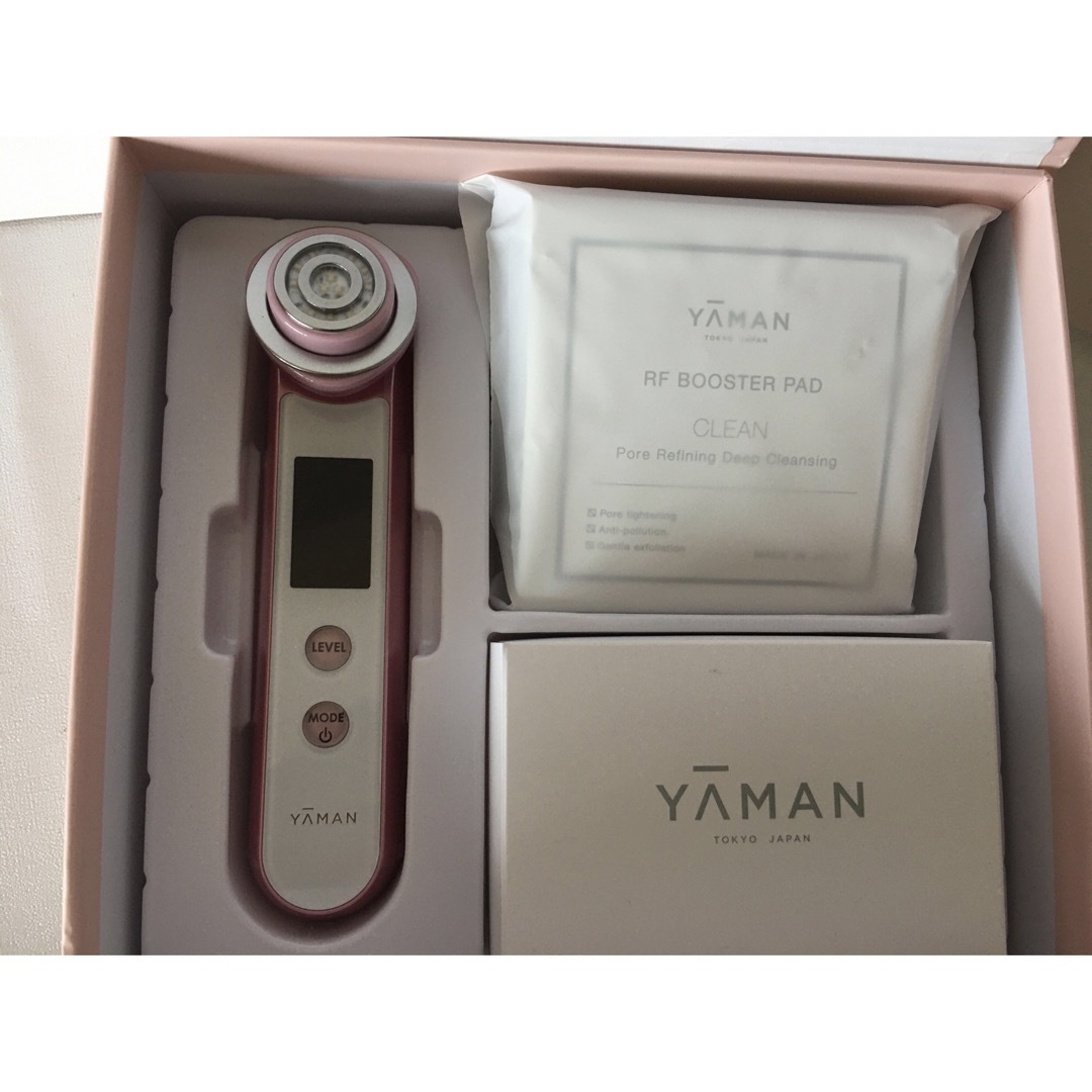YA-MAN(ヤーマン)のヤーマン フォトプラスROSE proHRF-30R スマホ/家電/カメラの美容/健康(フェイスケア/美顔器)の商品写真