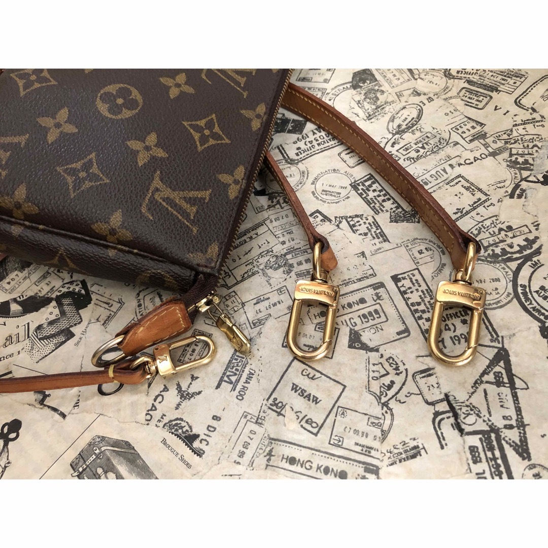 LOUIS VUITTON(ルイヴィトン)のLOUIS VUITTON ルイヴィトン アクセサリーポーチ&ストラップ レディースのファッション小物(ポーチ)の商品写真