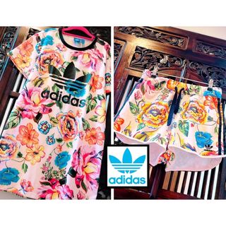 アディダス(adidas)のアディダス ピンク 花柄 セットアップ Tシャツ パンツ ジャージ ワンピース(Tシャツ(半袖/袖なし))