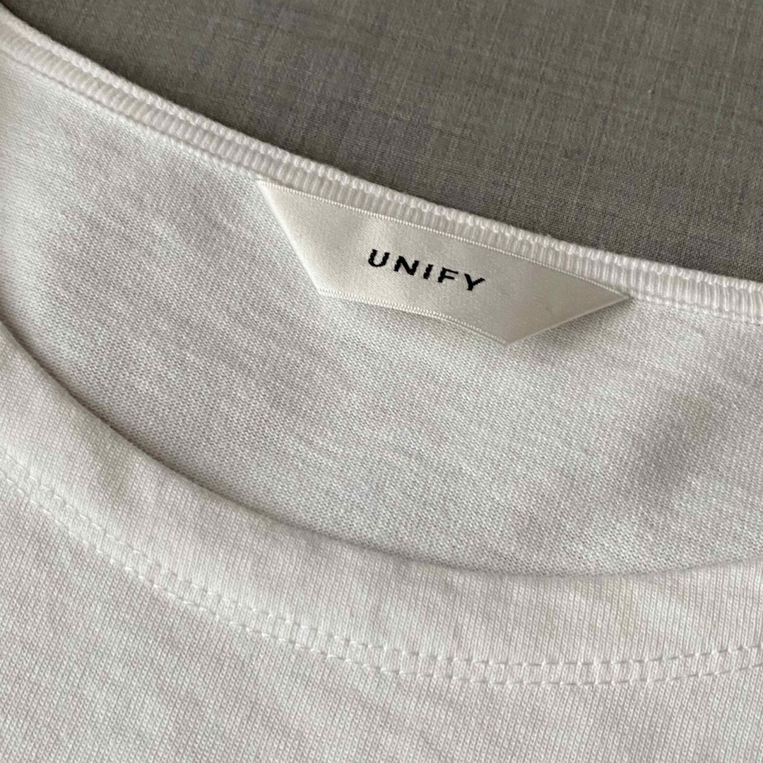 URBAN RESEARCH(アーバンリサーチ)のUNIFY カットソー レディースのトップス(カットソー(長袖/七分))の商品写真