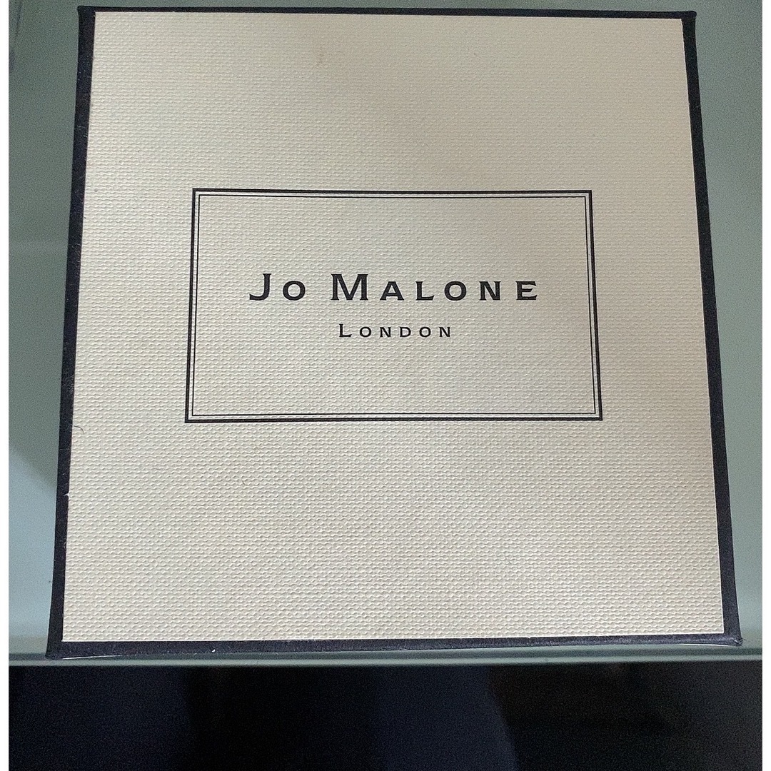 Jo Malone(ジョーマローン)の新品ジョーマローンロンドン イングリッシュ ペアー & フリージア バス オイル コスメ/美容のボディケア(入浴剤/バスソルト)の商品写真