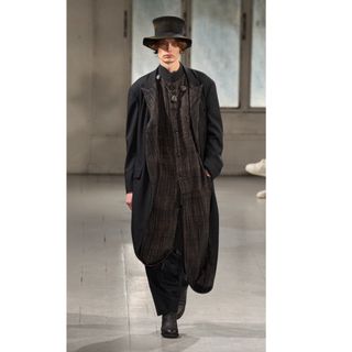 ヨウジヤマモト(Yohji Yamamoto)のYohji 23AW ヨウジヤマモト  ロング ジャケット 新品 (チェスターコート)