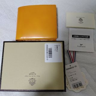 新品　ドゥベージュ　メンズ　コードバン二つ折り財布　黄