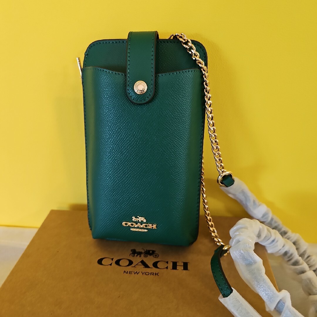 新品 未使用 COACH コーチ スマホバッグ スマホショルダー グリーン