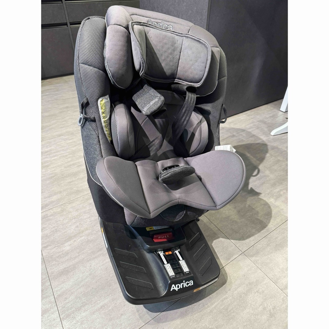 冬季五輪 美品 アップリカ クルリラ プレミアム ビッテ ISOFIX 新生児 