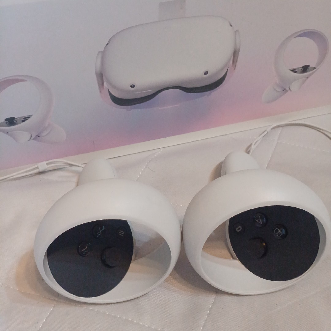 送料込 OCULUS Meta Quest 2 128GB-