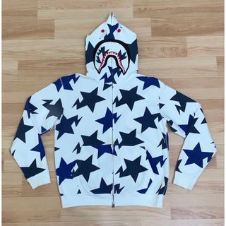 アベイシングエイプ(A BATHING APE)のNFS限定 APE シャークパーカー M スターパーカー パーカkaws (パーカー)