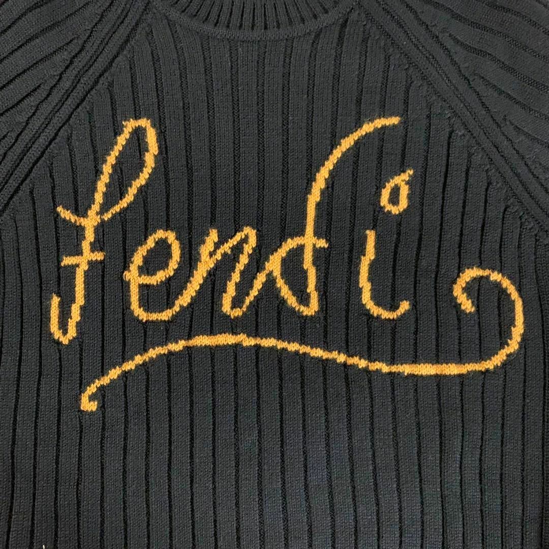 【超人気モデル】FENDI フェンディ ブラック センターロゴ 希少 セーター