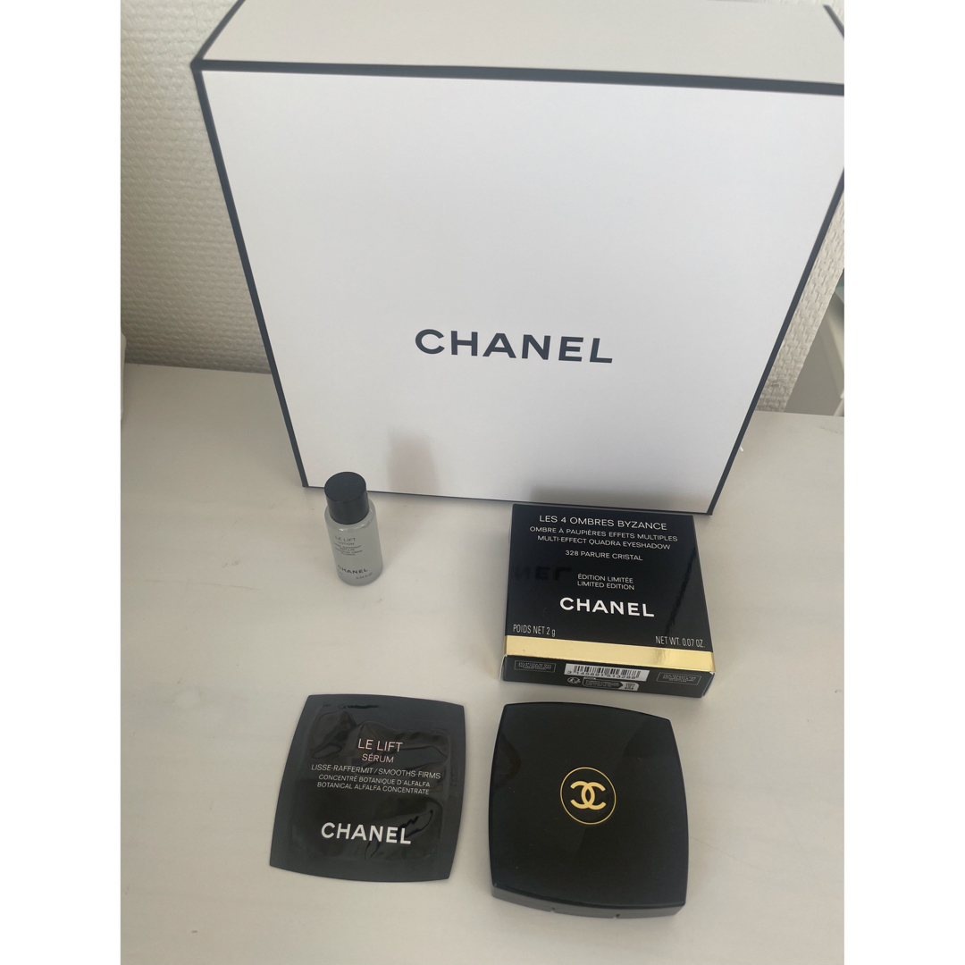 CHANEL(シャネル)のレキャトルオンブルビザンス328パリュール クリスタル  CHANEL おまけ コスメ/美容のベースメイク/化粧品(アイシャドウ)の商品写真